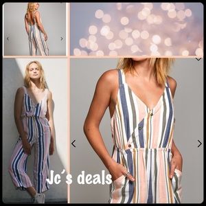 🌼 Rvca women’s striped ursan romper 🌼